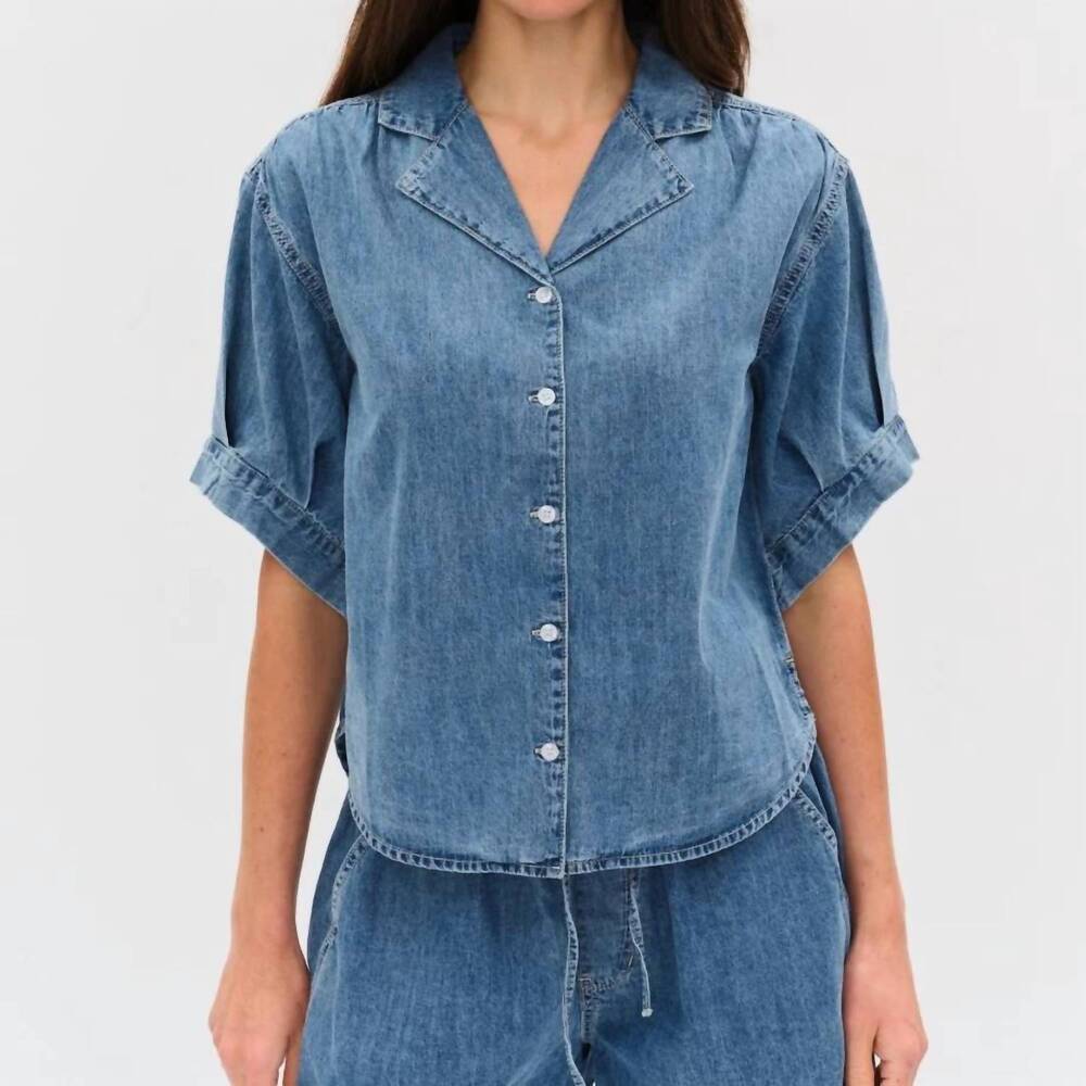 NEW SIX/FIFTY emma button down top in denim blue